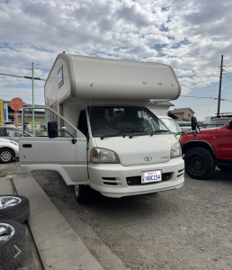 キャンピングカー